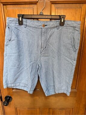 Tommy Bahama Light Blue Seersucker Flat-Front Shorts